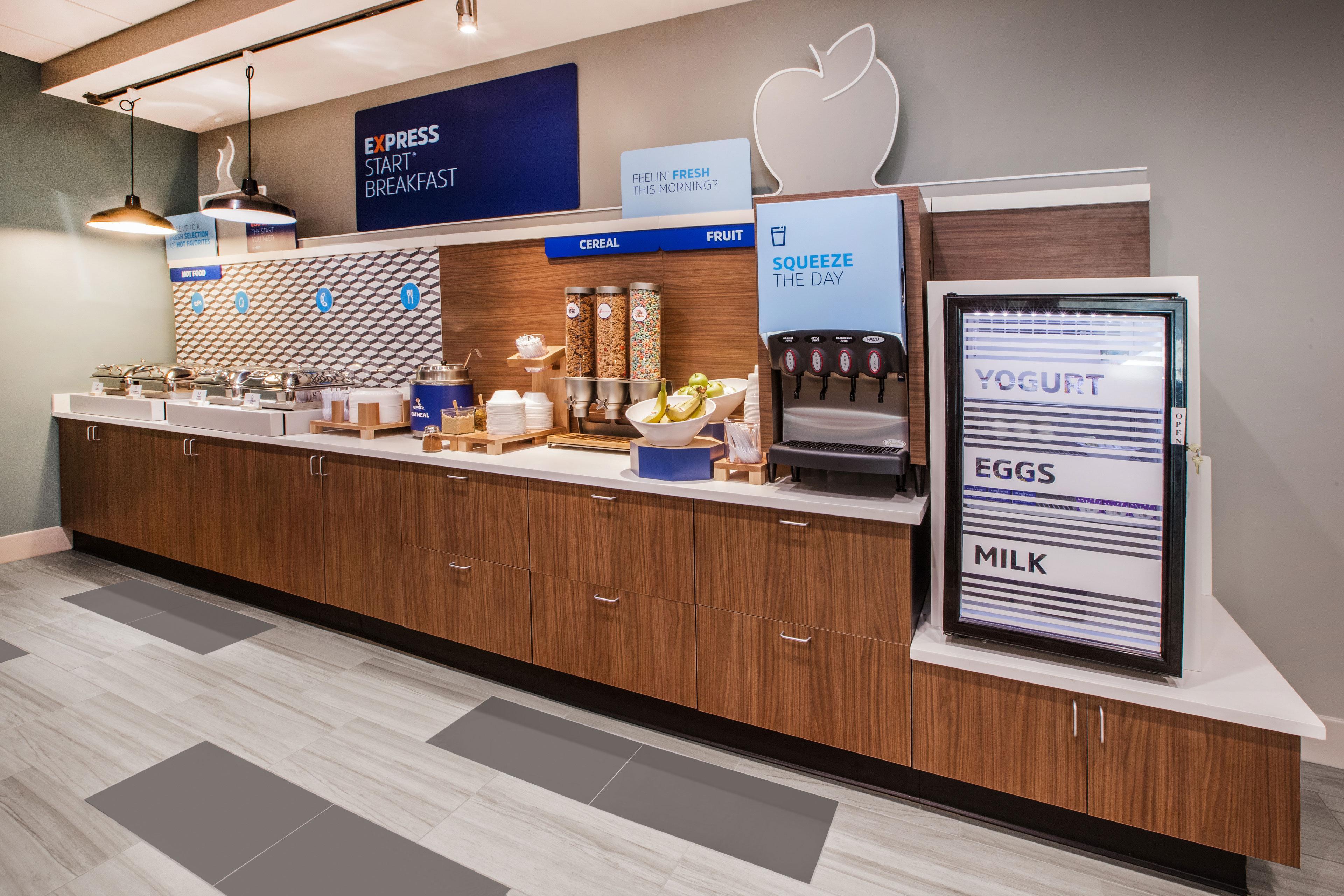 Holiday Inn Express & Suites Eureka By Ihg Eksteriør billede