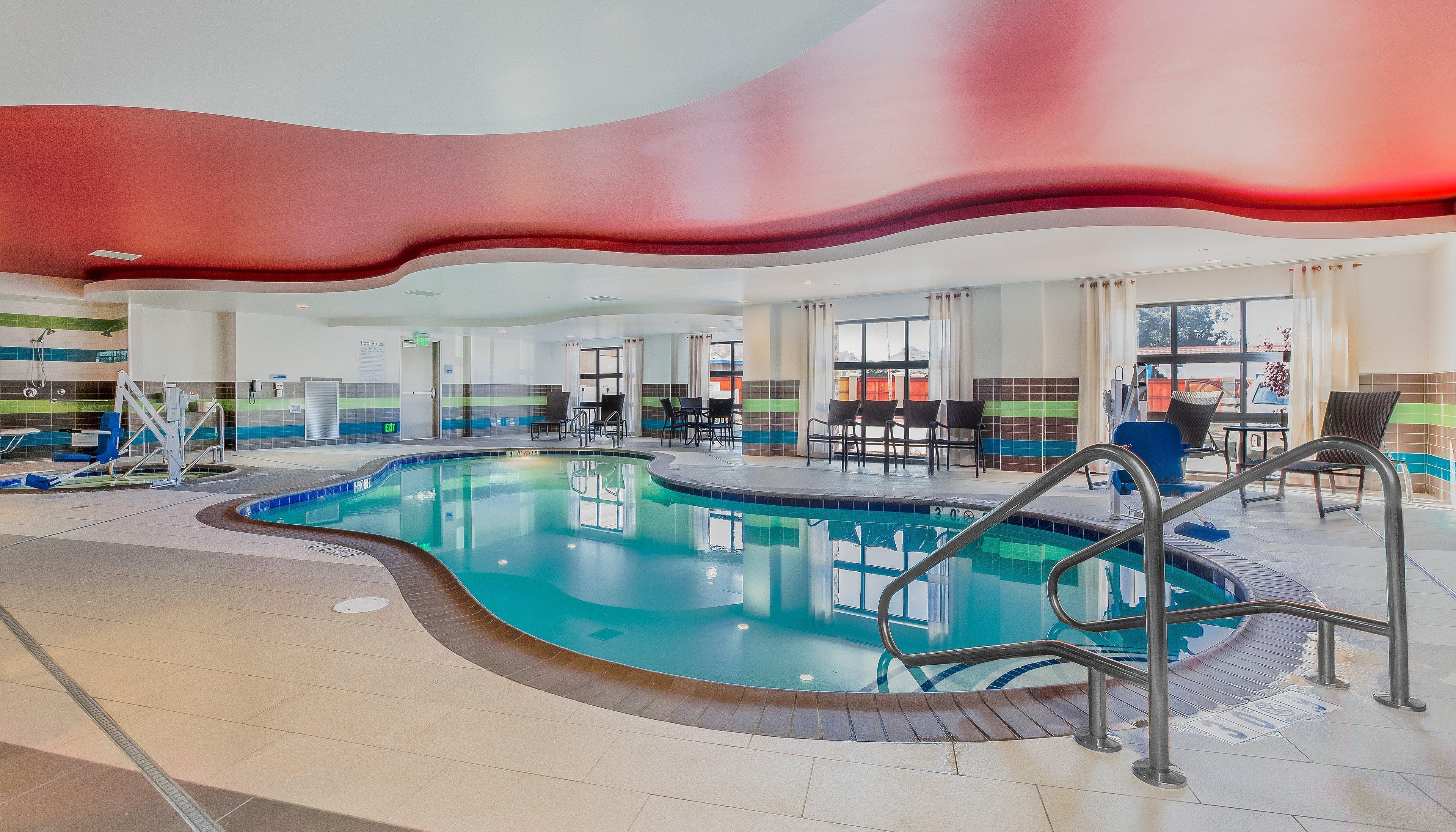 Holiday Inn Express & Suites Eureka By Ihg Eksteriør billede